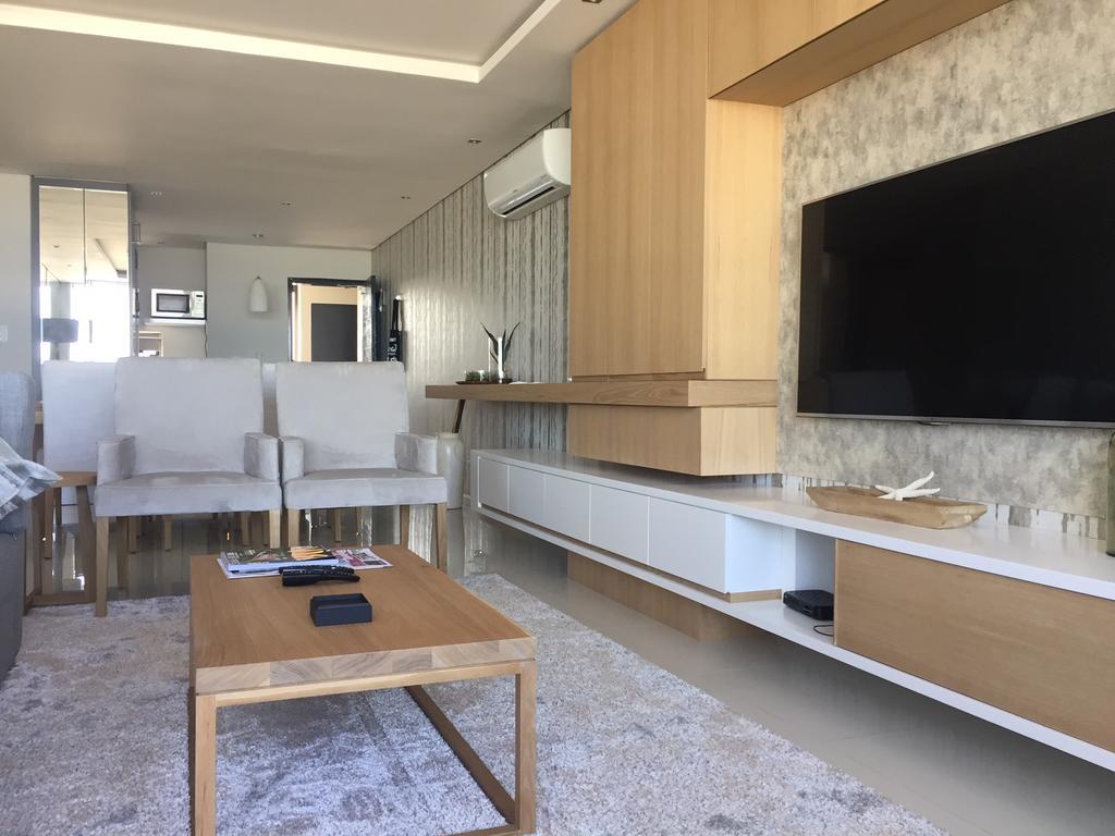 Blouberg Luxury Beachfront Apartment Bloubergstrand Exterior photo